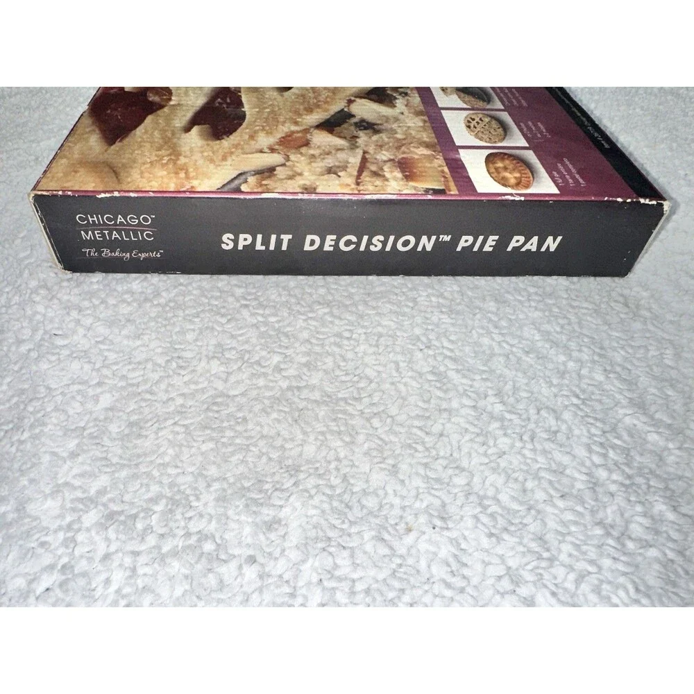 Chicago Metallic Professional Non-Stick Split Decision Pie Pan 9” #26719